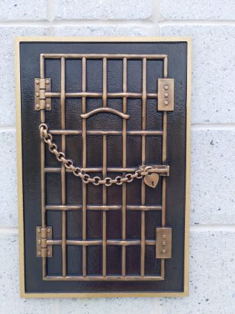Suffragist jail pin 23