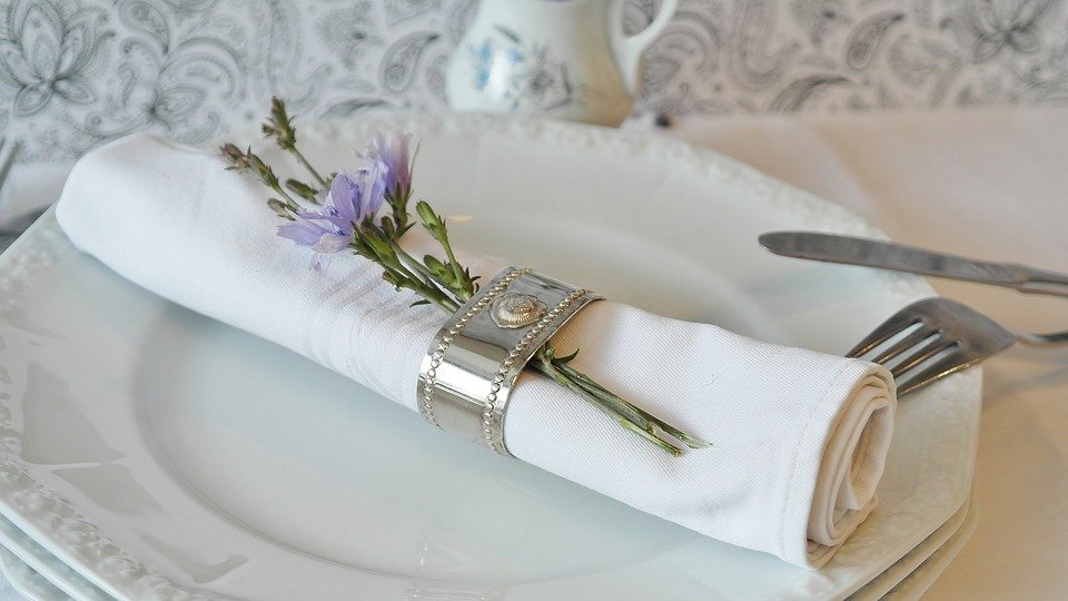 napkin ring 2577635 960 720